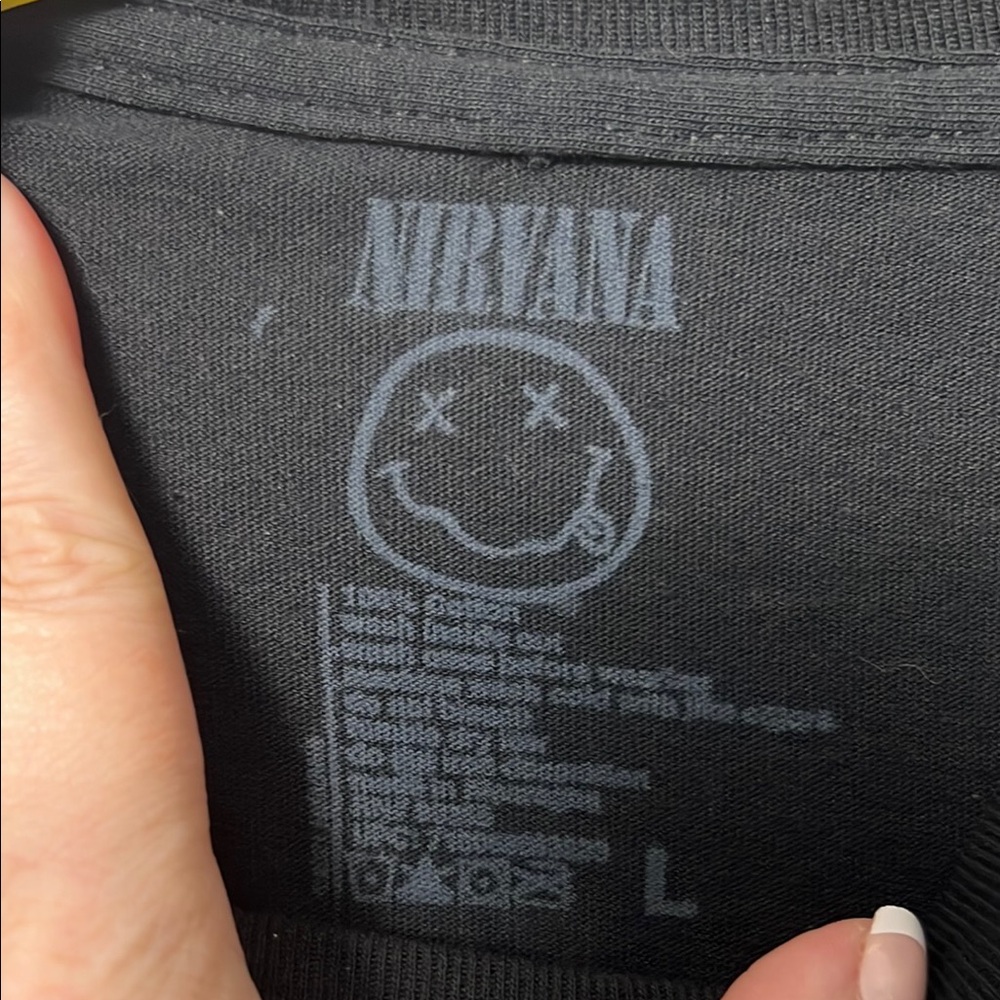 Nirvana Black Graphic T-Shirt Size Large - Picture 3 of 7